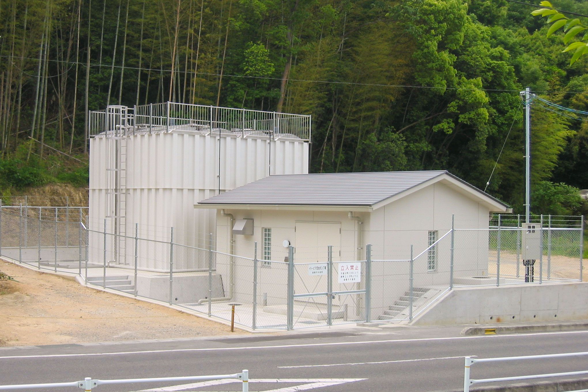 イトーピア団地受水槽・ポンプ室築造工事