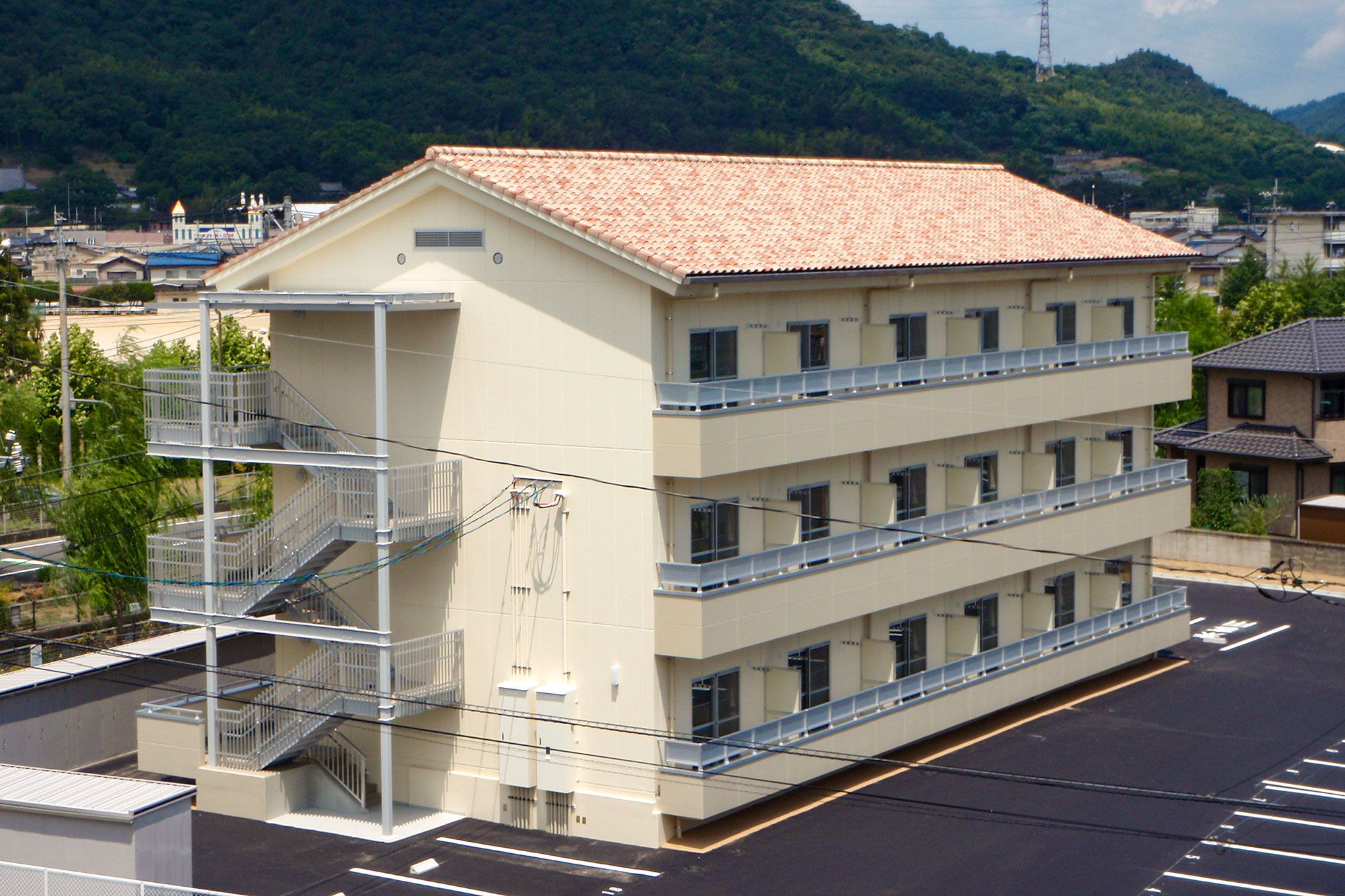 笠岡警察署緑町宿舎新築工事